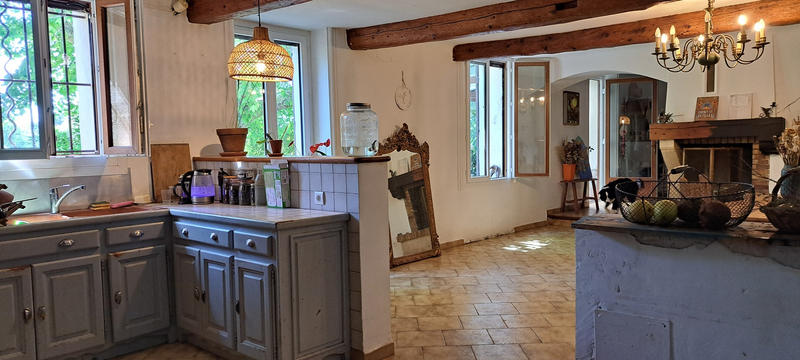 Mas - 192 m² - 7 pièces