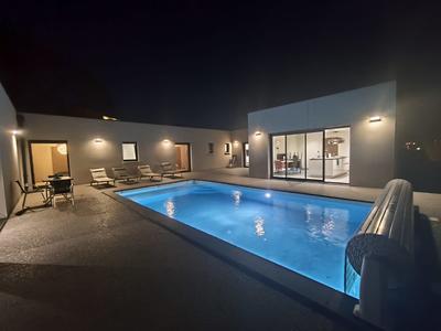 Villa - 199 m² - 6 pièces