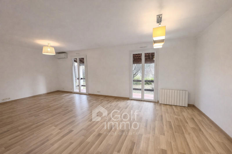 Villa - 107 m² - 4 pièces