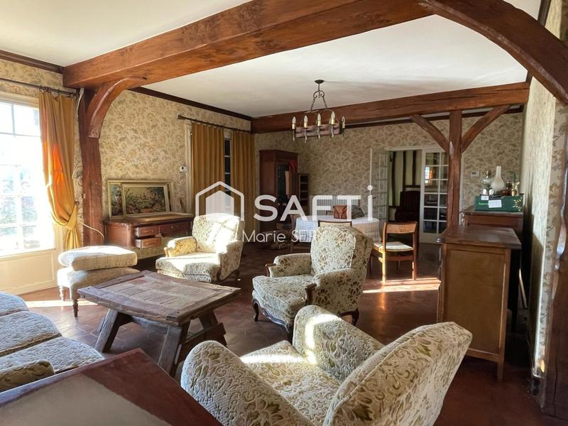 Maison - 218 m² - 8 pièces