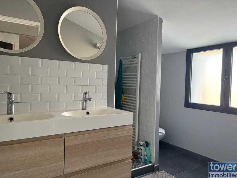 Maison - 120 m² - 4 pièces