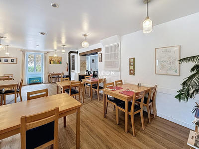 Maison ancienne - 400 m² - 15 pièces