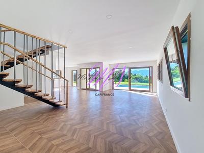 Maison - 145 m² - 5 pièces