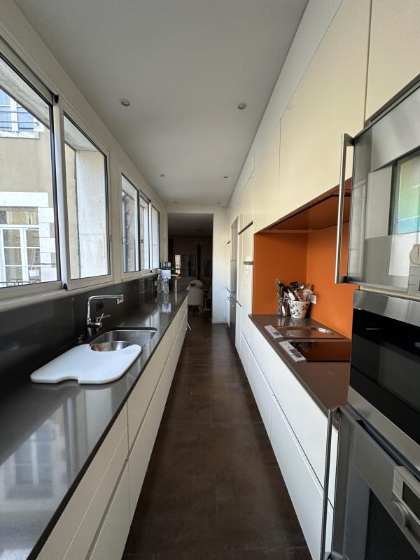 Appartement - 144 m² - 4 pièces