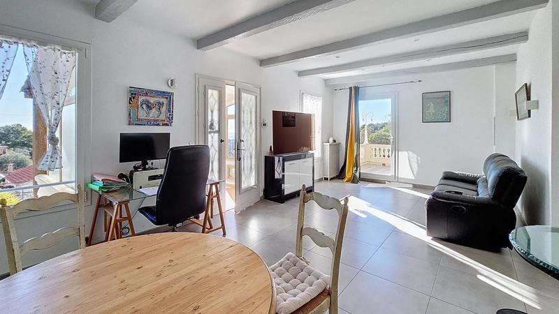Maison - 143 m² - 6 pièces