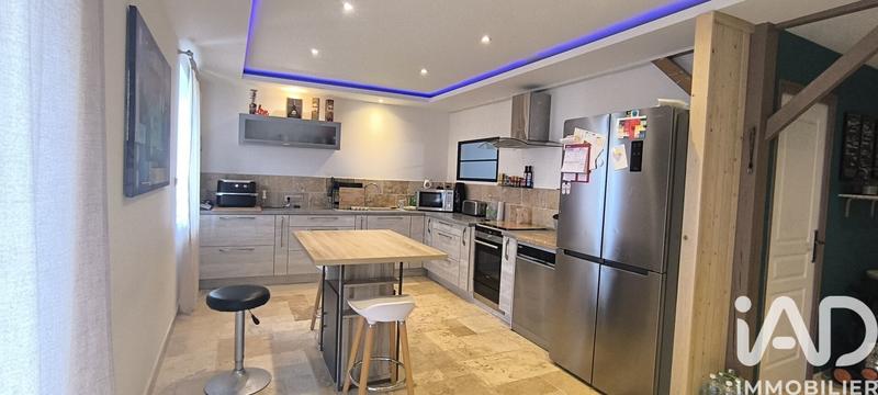 Maison de village - 200 m² - 8 pièces