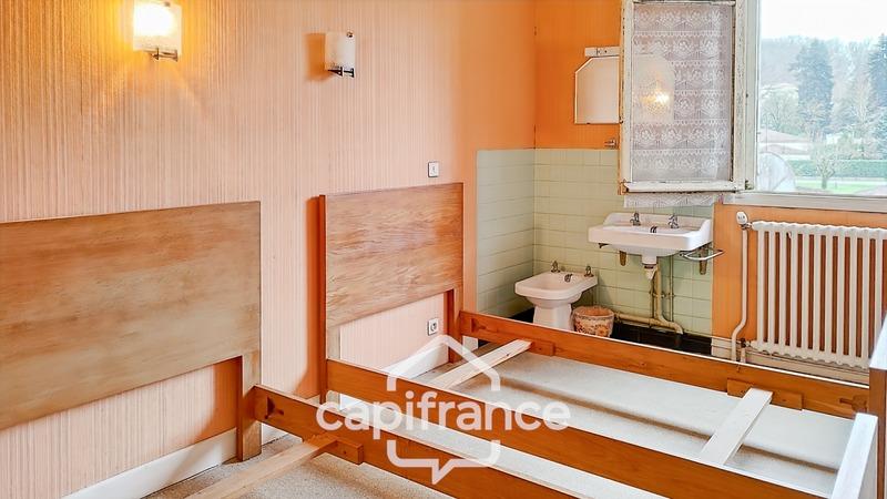 Local commercial - 378 m² - 15 pièces