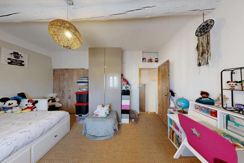 Maison - 160 m² - 8 pièces