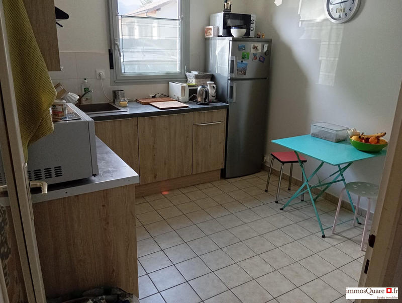 Appartement - 80 m² - 3 pièces