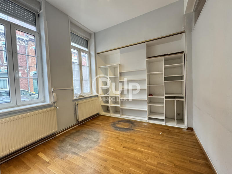 Maison - 127 m² - 9 pièces