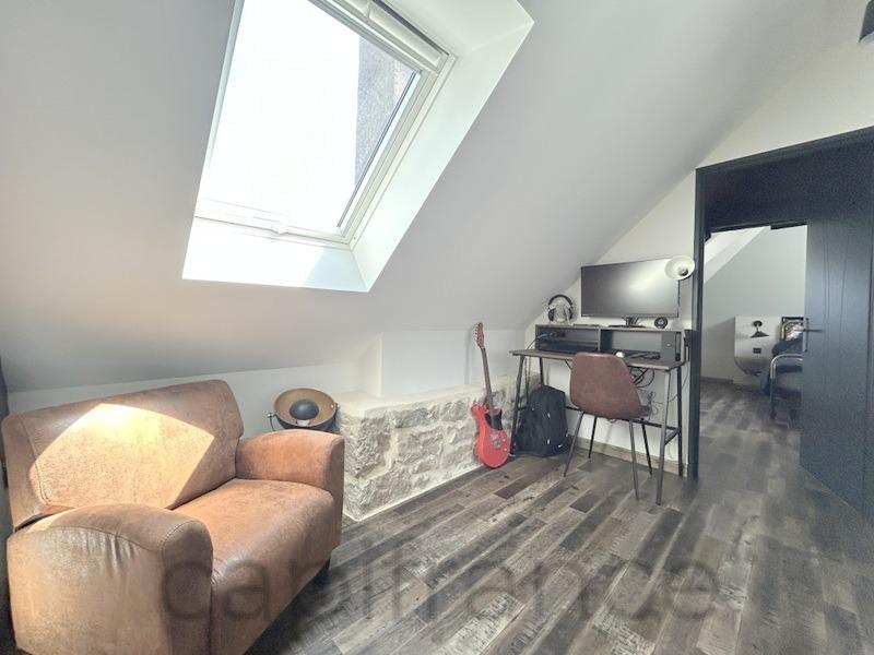 Propriété - 220 m² - 10 pièces