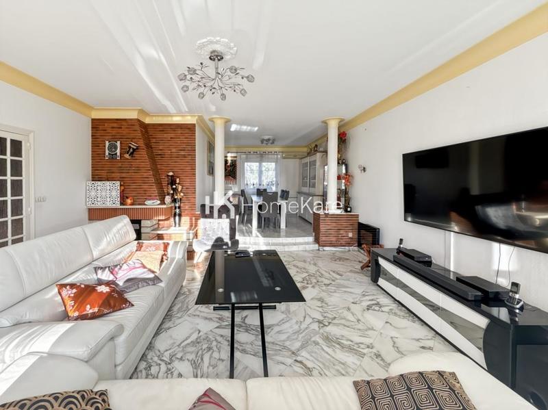 Maison - 155 m² - 5 pièces