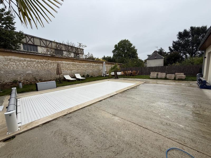 Maison traditionnelle - 140 m² - 6 pièces