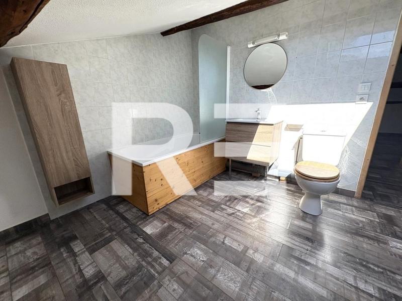 Maison - 98 m² - 5 pièces