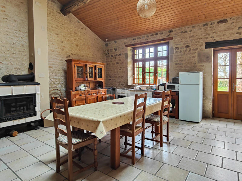 Maison en pierre - 126 m² - 4 pièces