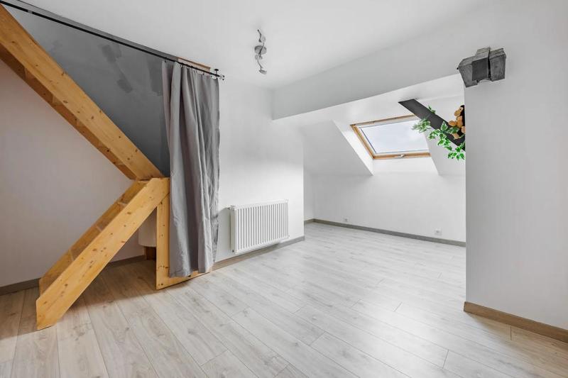 Maison - 190 m² - 6 pièces