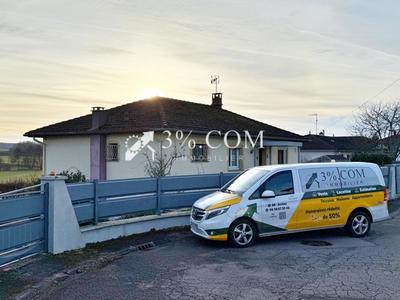 Maison - 93 m² - 4 pièces