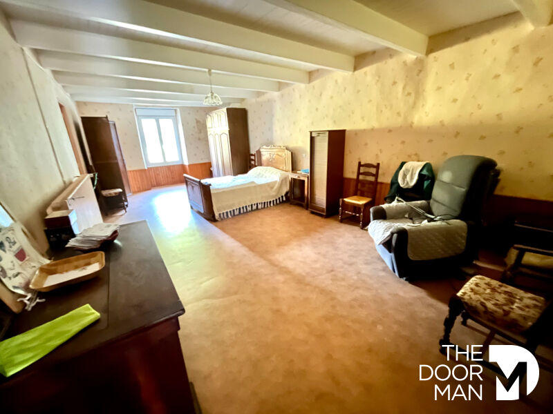 Maison - 98 m² - 4 pièces