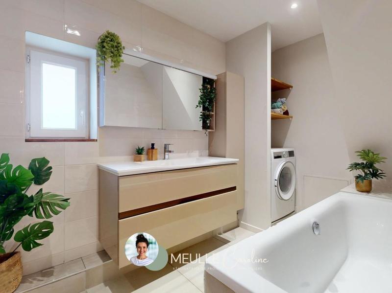 Appartement - 96 m² - 5 pièces