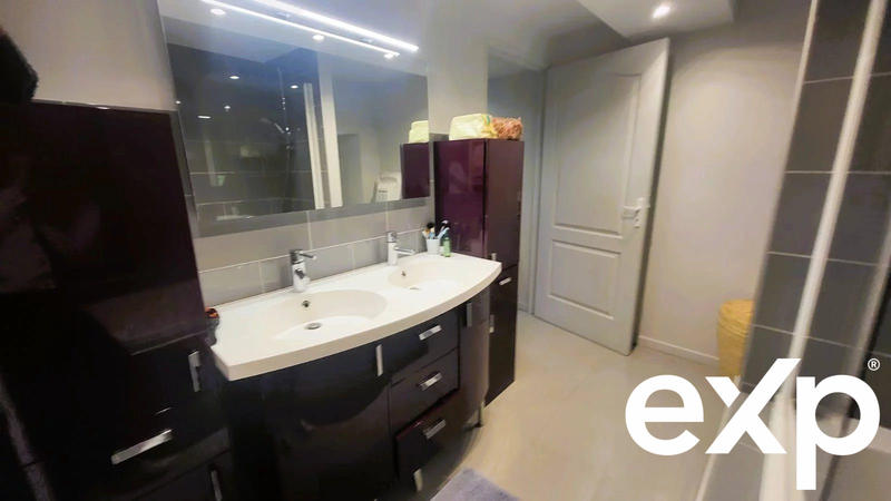 Maison - 105 m² - 4 pièces