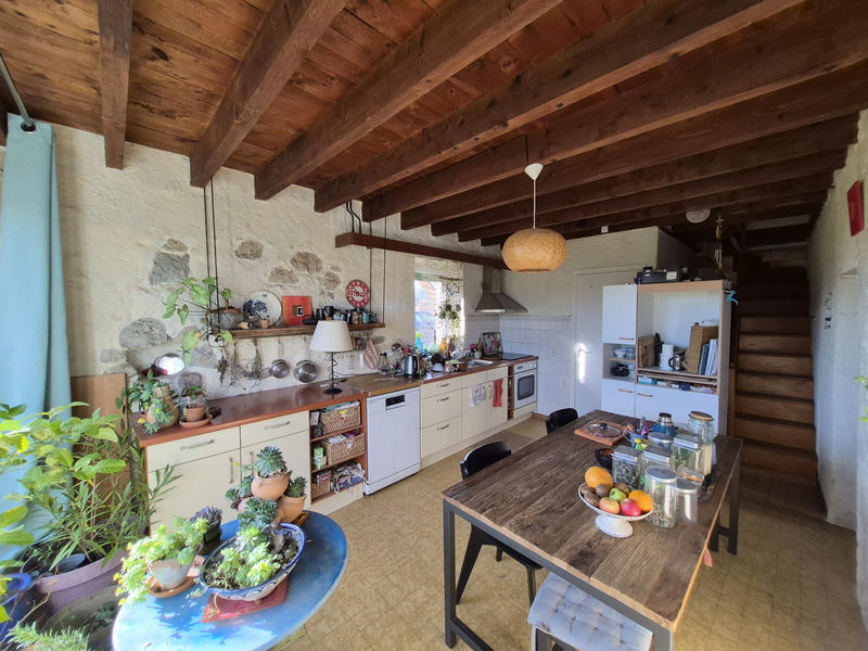 Maison - 110 m² - 5 pièces