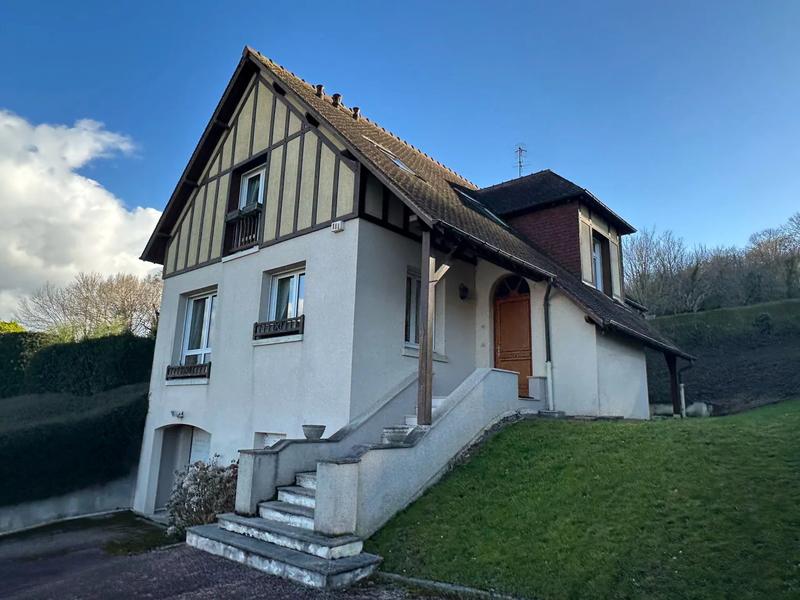 Maison - 190 m² - 6 pièces