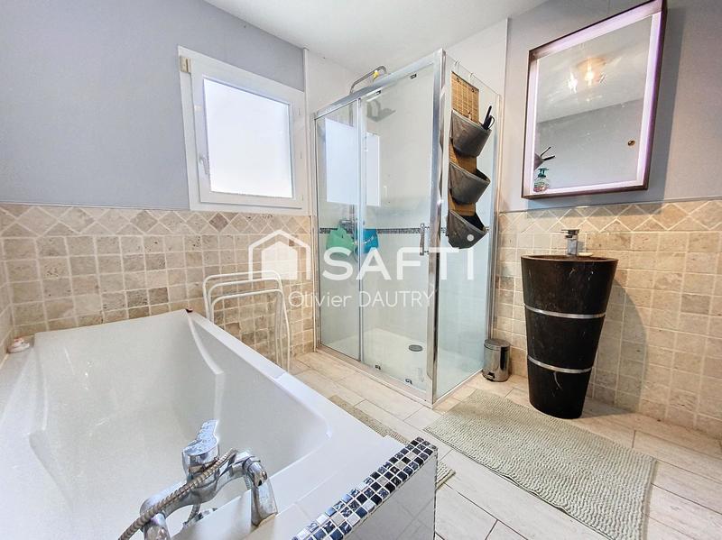 Maison - 165 m² - 5 pièces