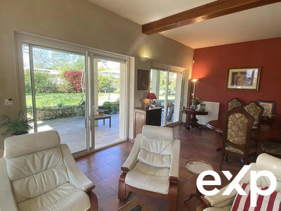 Viager - Maison - 232 m² - 7 pièces