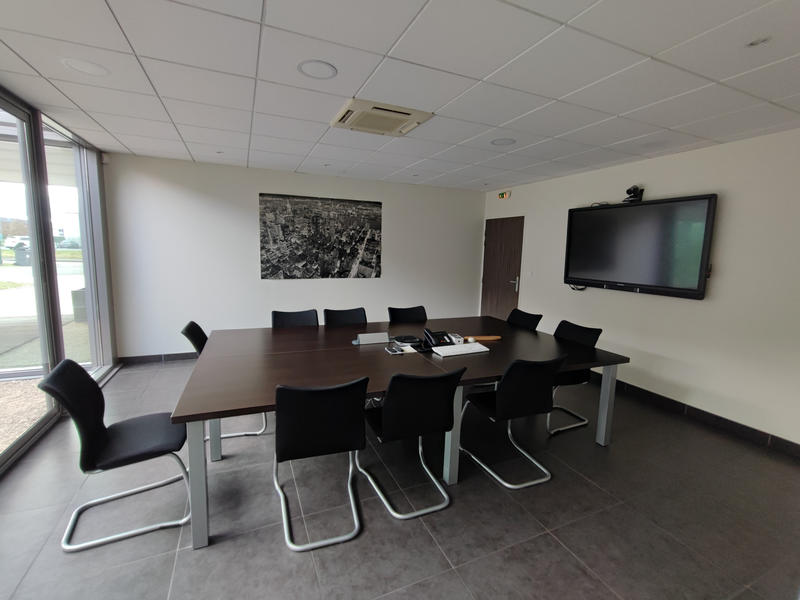 Local commercial - 1 537 m²