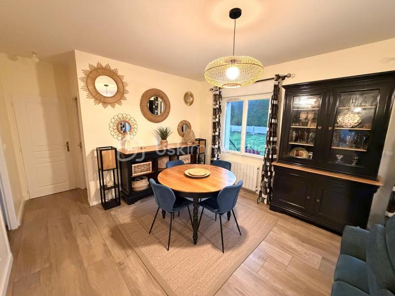 Maison - 105 m² - 5 pièces