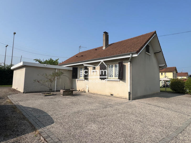 Maison traditionnelle - 64 m² - 5 pièces