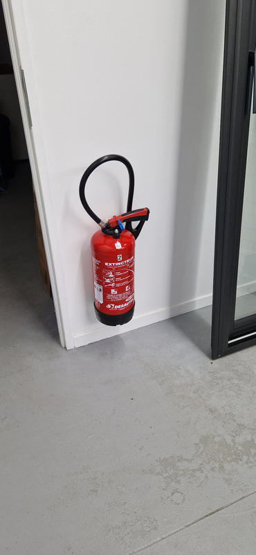 Local commercial - 309 m² - 1 pièce