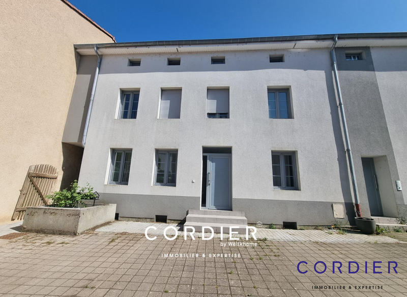 Appartement - 95 m² - 4 pièces