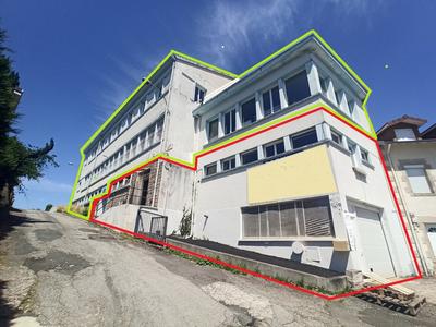 Local commercial - 1 500 m²