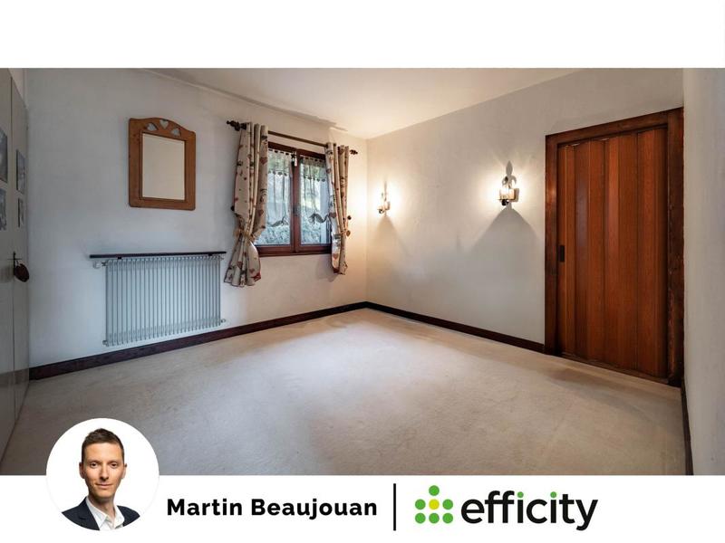 Maison - 360 m² - 9 pièces