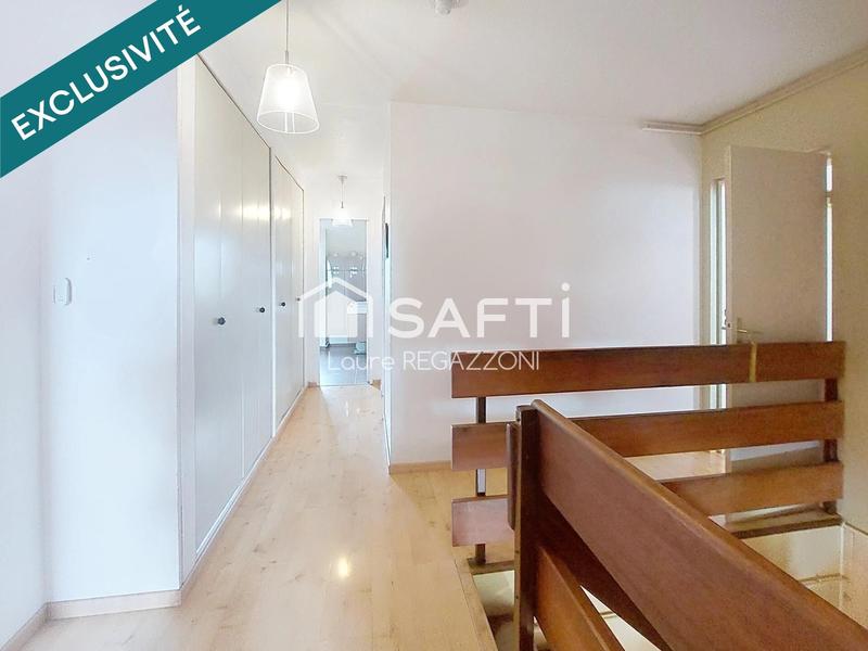 Duplex - 136 m² - 6 pièces