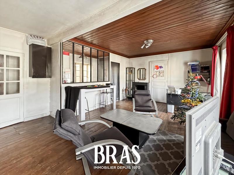 Local commercial - 237 m²