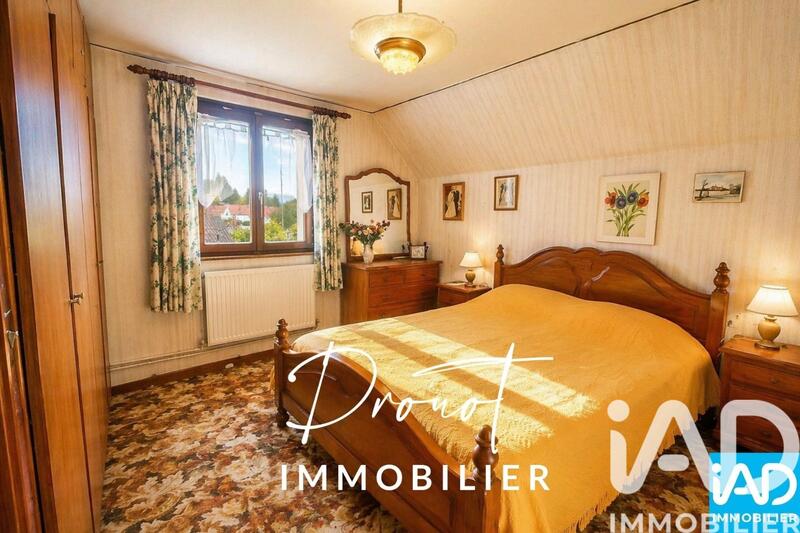 Maison - 227 m² - 8 pièces