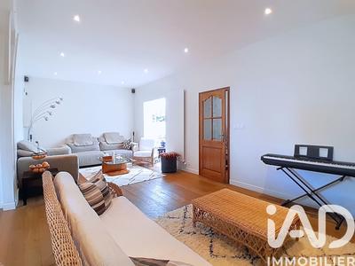 Maison - 175 m² - 6 pièces