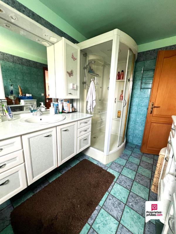 Maison - 96 m² - 5 pièces