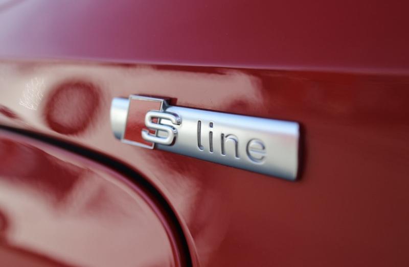 Audi A3 sportback 45 TFSIe 245 s-Line Hybride Rechargeable / Toit Ouvrant Volant Méplat B&amp;O Coffre Elec Keyless