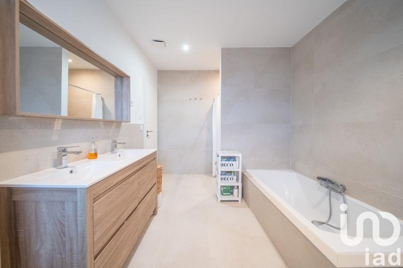 Maison - 139 m² - 5 pièces