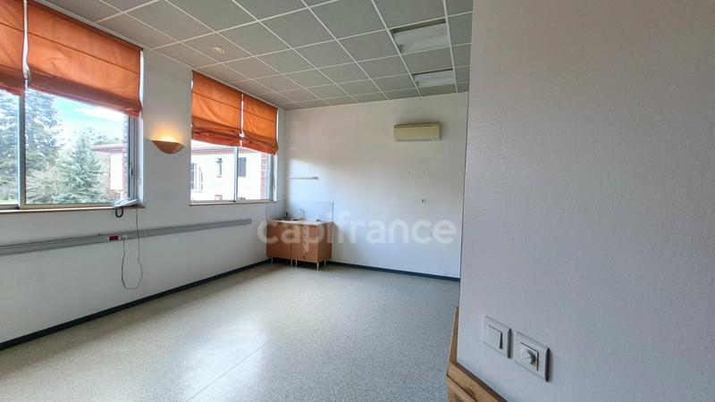 Bureau - 333 m² - 11 pièces