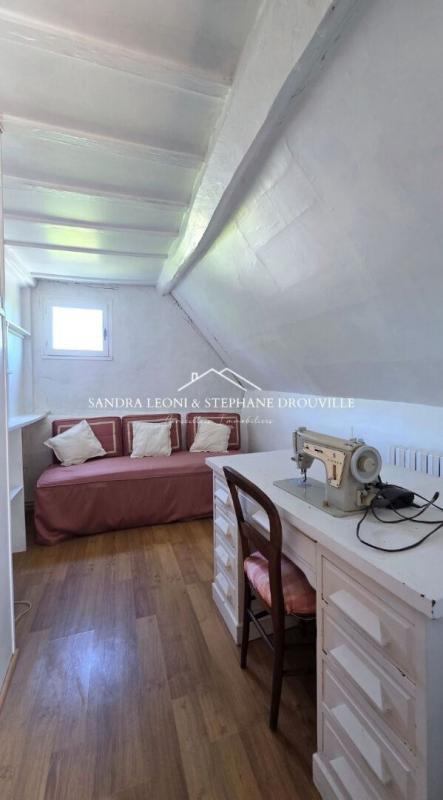 Maison - 295 m² - 8 pièces