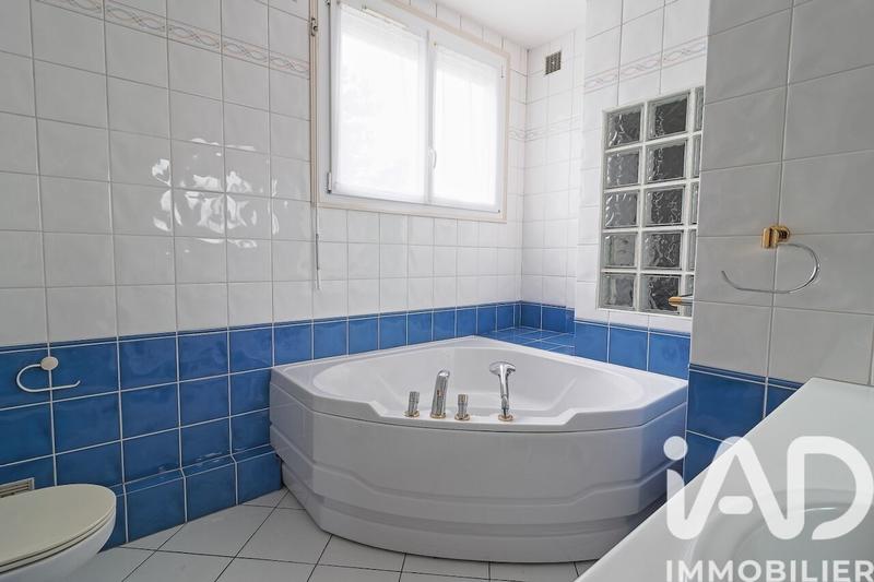 Maison - 189 m² - 7 pièces