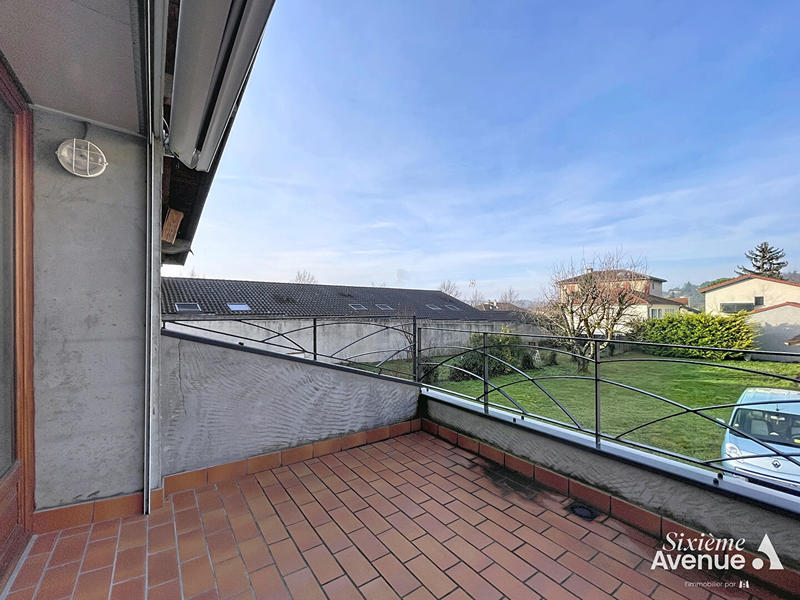 Maison - 307 m² - 8 pièces