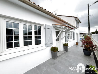 Maison - 153 m² - 5 pièces