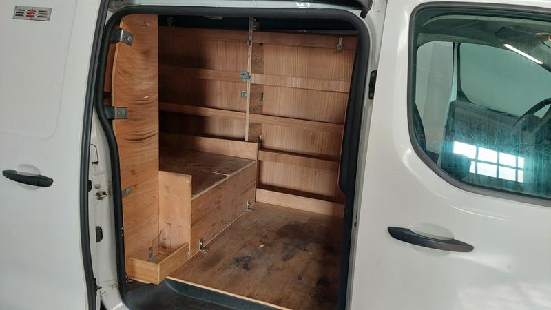 Citroën Jumpy Fourgon m bluehdi 100 ss bvm6 club