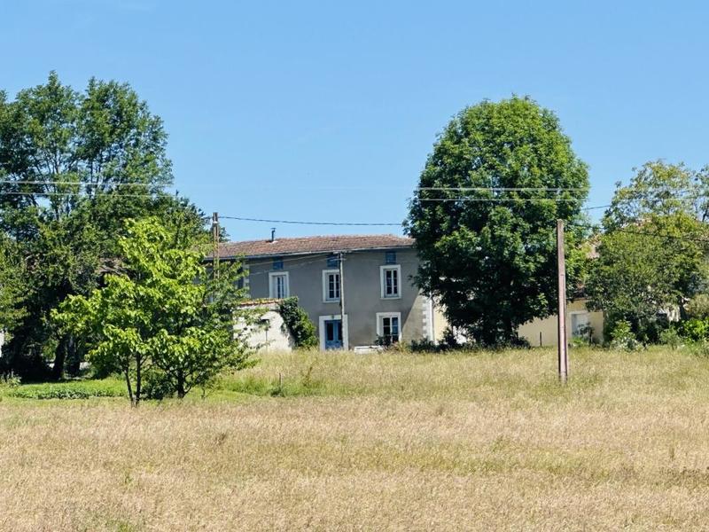 Propriété - 300 m² - 12 pièces