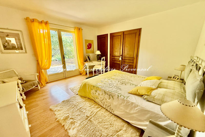 Maison - 167 m² - 6 pièces